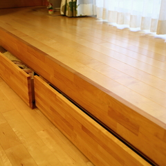 良い味が出ている無垢材に癒され収納アイディアをプラスした美濃加茂市の和モダンな廊下