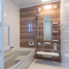 広々とした空間でリラックス叶う落ち着きのある美濃加茂市の和モダンな浴室