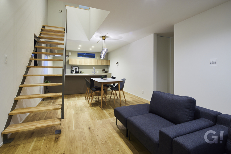 時間を忘れてしまうくらい居心地のいいデザイナーズ住宅のLDK