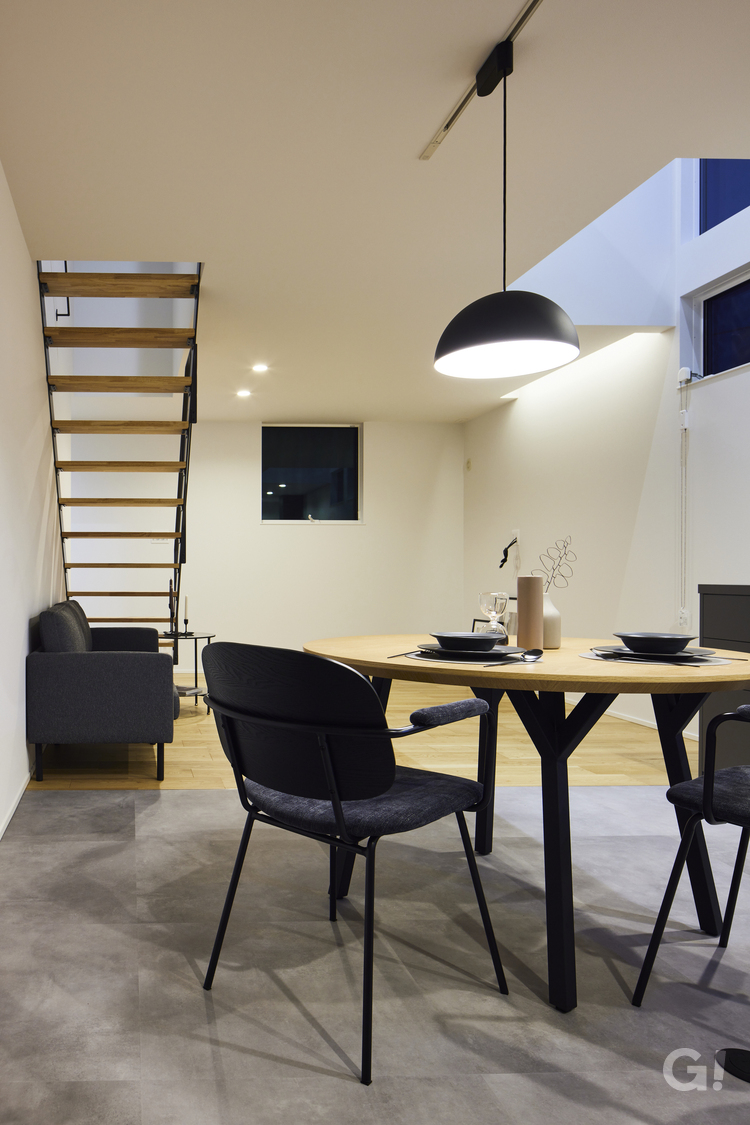 限られた空間を有効活用したお洒落センスが輝くデザイナーズ住宅のLDK