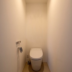 家族で共有する場所だからこそ使い勝手の良さを感じたいシンプルなトイレ