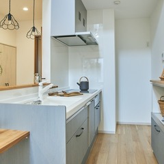 爽やかで可愛らしい ブルーのキッチン