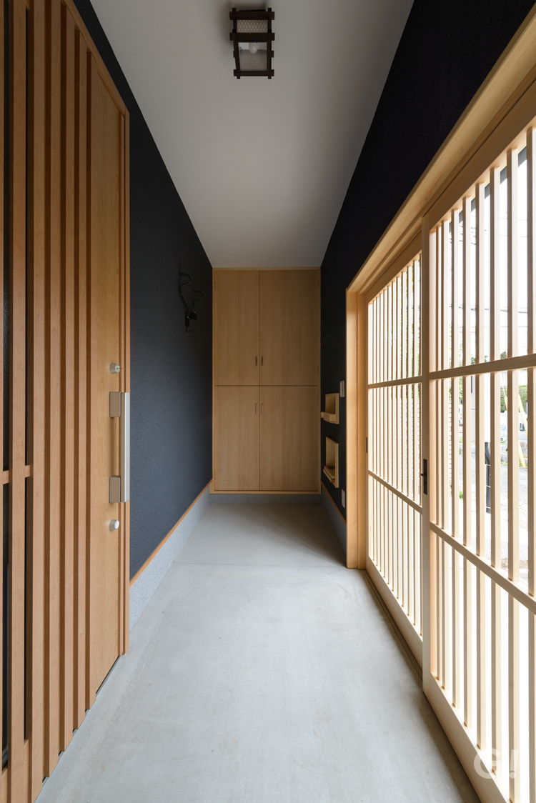 日本の伝統が感じられる和風住宅の玄関スペース