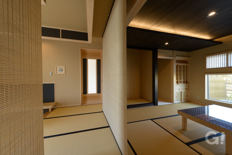 本格和風住宅の日本家屋の趣きを引き上げる美しい簾の写真