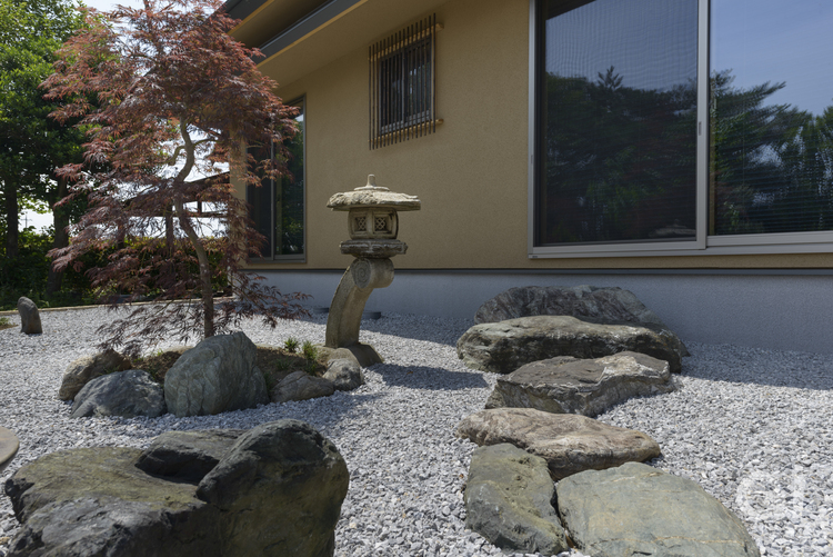 日本を感じる和風住宅の素敵な中庭