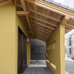 日本の伝統美を受け継いだ美しい瓦屋根の和風住宅