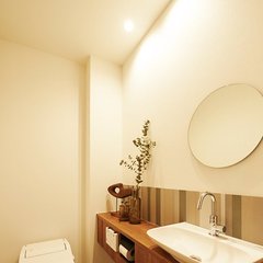 木の温もりを感じる温かな雰囲気の空間