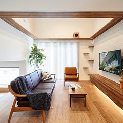 吹抜けを設けたリビング