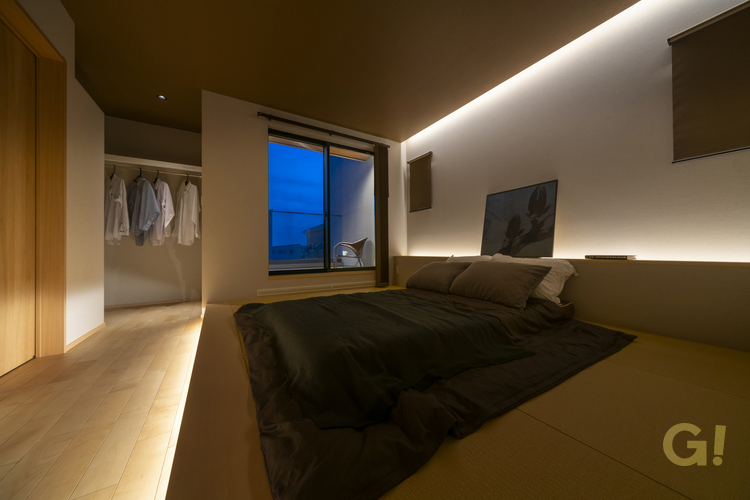 高級旅館のような畳の小上がりでこだわったデザインの寝室！