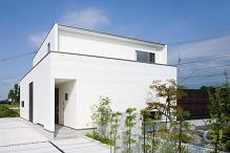 白い外装、白で空間をプロデュースしたデザイン住宅！