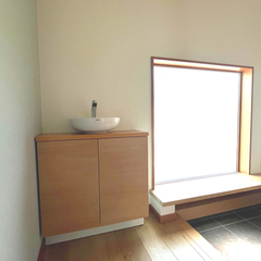 使いやすさと心地よさを両立した玄関空間