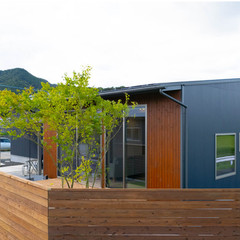 自然エネルギーを大切にするパッシブデザインの美しい平屋住宅