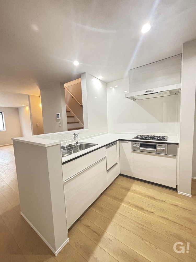 ✨使いやすさ抜群のL型キッチン