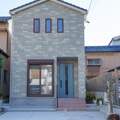 間口6ｍ　30坪　２階建ての家