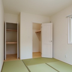 フレンチモダンの洗練と安らぎの家の和室