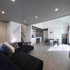 家具・インテリア・内装が見事に調和　 心地よい住空間で上質の時間を過ごす
