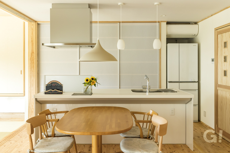 柔らかな印象のキッチン