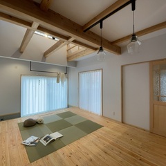 和とモダンが調和したリビング