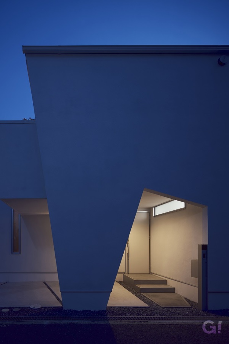 19坪の敷地に建つ２階建ての家 / 羽曳野市　外観・間取り