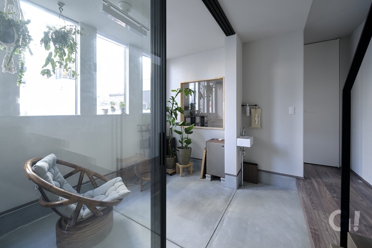 土間のある都市の家／大阪市　土間