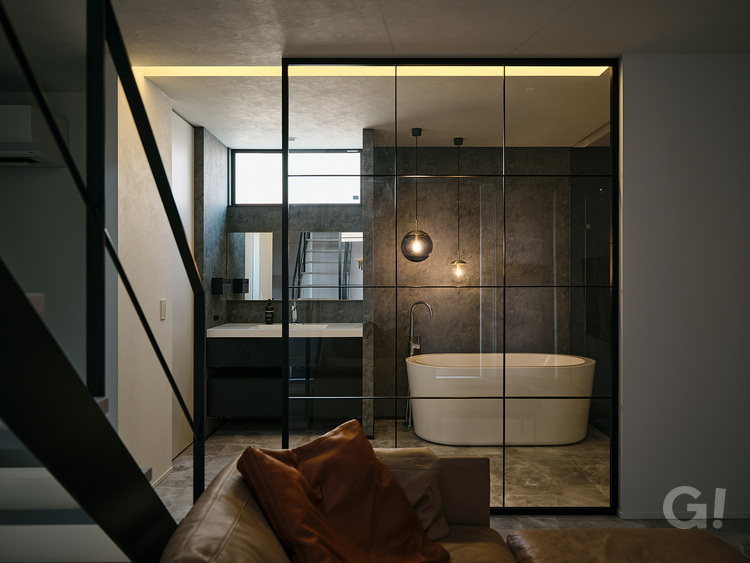 リビングバスの家