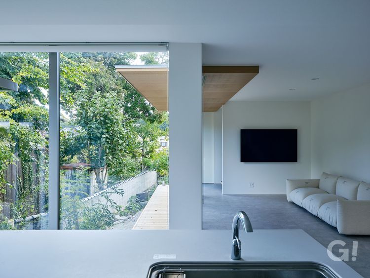 緑に囲まれた家／兵庫県