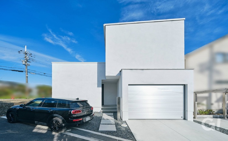 箕面の〼（マス）の家