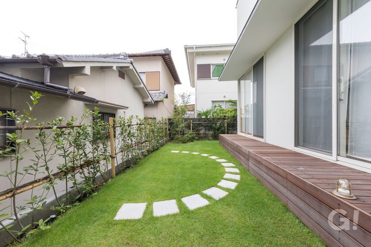 絵本のような家／香芝市 縁側