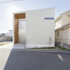 ウッドゲートの家／大津市　外観・中庭