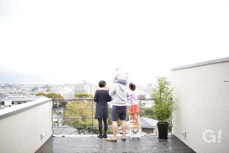 眺めと開放感抜群の18帖という広さの屋上テラス