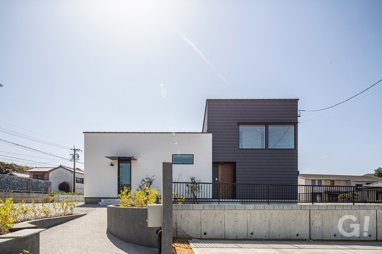 光とピアノの音色がめぐる住まい