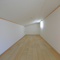 小屋裏収納
