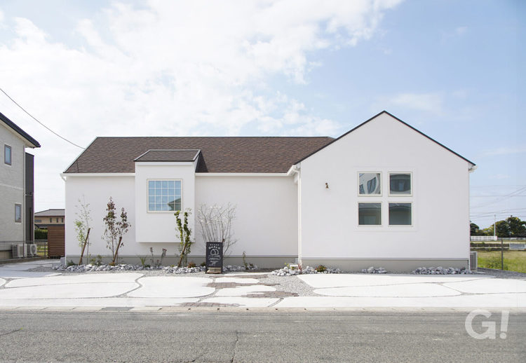 平屋の店舗併用住宅