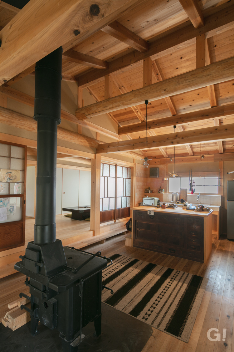 木のぬくもりに包まれる、心安らぐ住まい