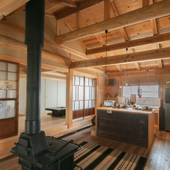 木のぬくもりに包まれる、心安らぐ住まい