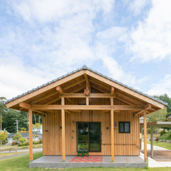 自然素材の平屋建て