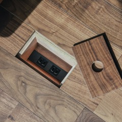 生活感を無くし、スッキリと見せるための隠しコンセント