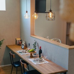 やわらかい光に包まれたキッチンカウンター