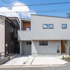 市街地に建つ自然素材の家