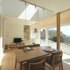 景色と暮らしが結びつく土間のある家