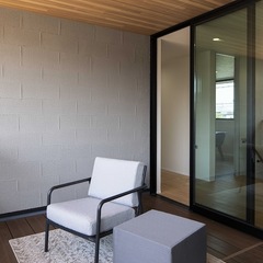 内と外が繋がるバルコニー