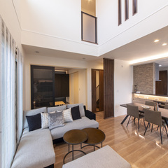 一条工務店/この開放感を、冬でも素足で。