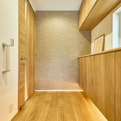 広々玄関が特徴的なお家