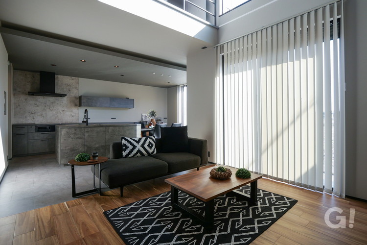 洗練されたホテルライクな雰囲気のLDK