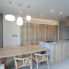 グラフテクトでキッチン・ダイニングテーブル・カップボードまで統一