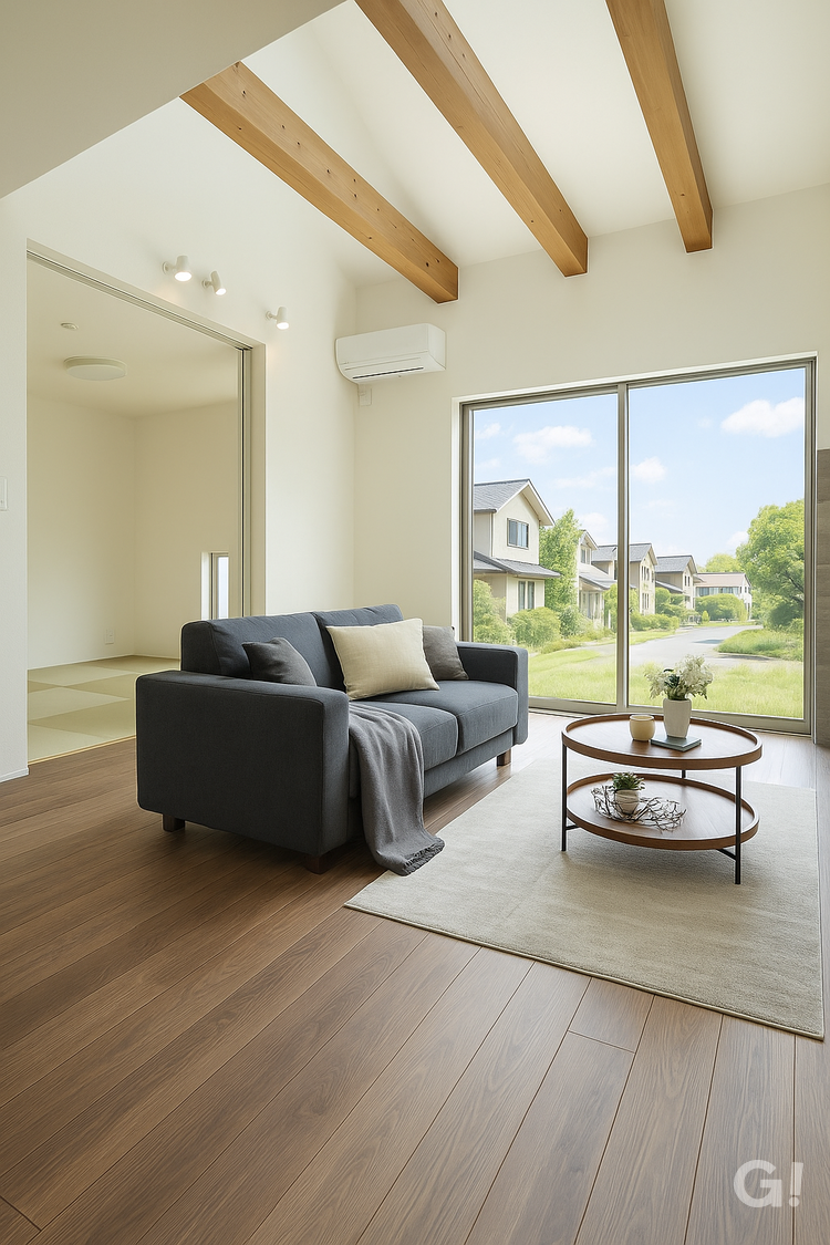 吹抜の光が心地よいリビング