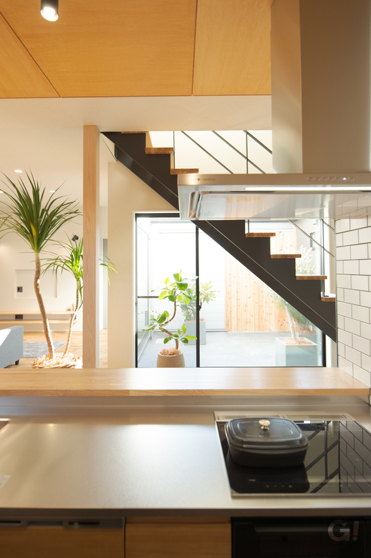 中庭までつながる、心地よい眺め