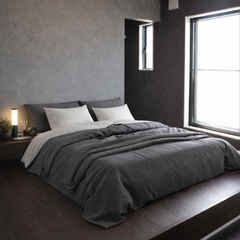 小上がりとやわらかな光に包まれる寝室