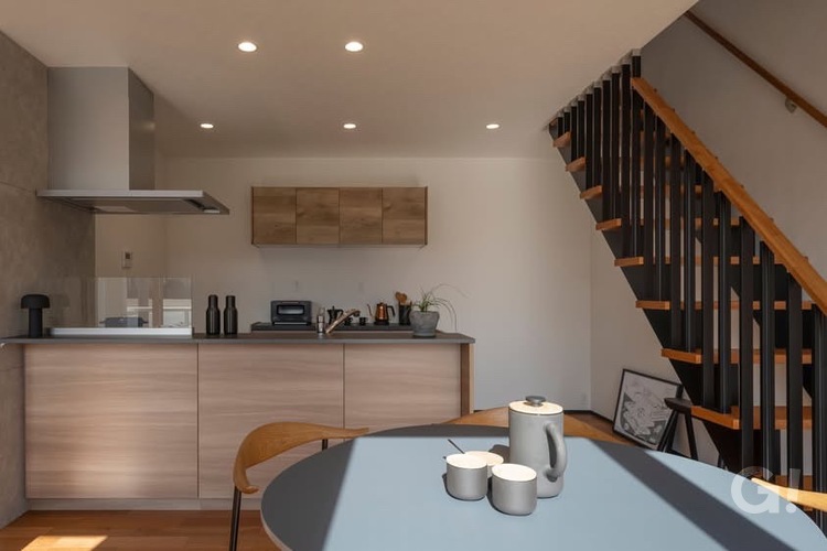 『インディーワン』モニュメント吹抜け＆エントランスガレージのある家の写真