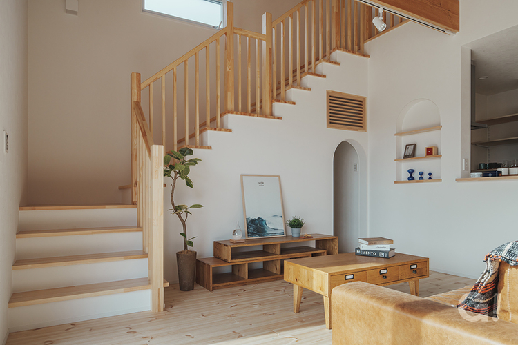 【フリー設計】木のぬくもりと遊び心のある家　【リビング】